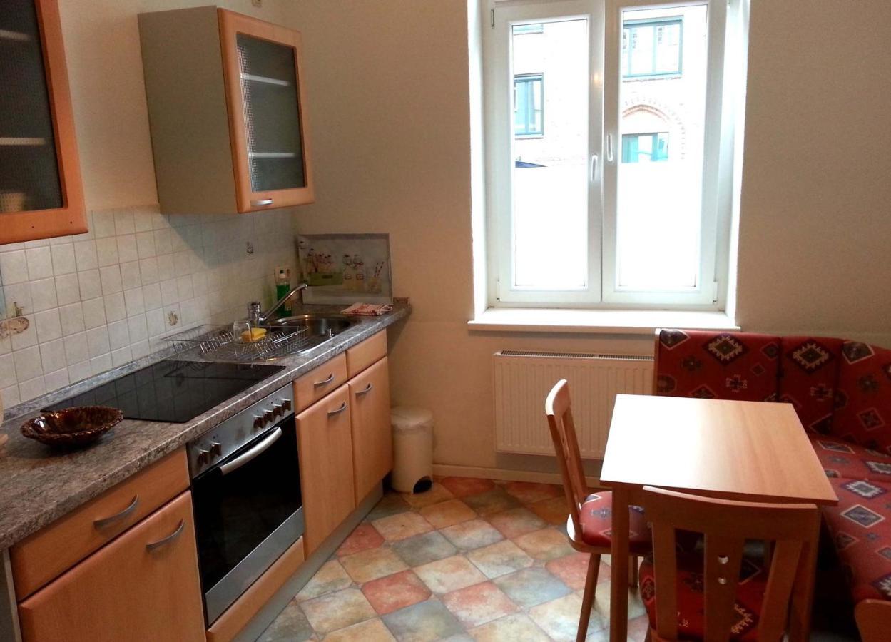 Apartamento Pension Am Aubach Schwerin Schwerin  Exterior foto